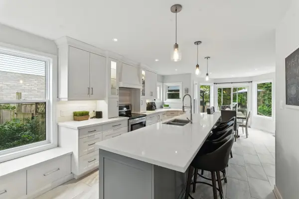 St. Catharines, ON L2S 3T2,32 STERLING ST