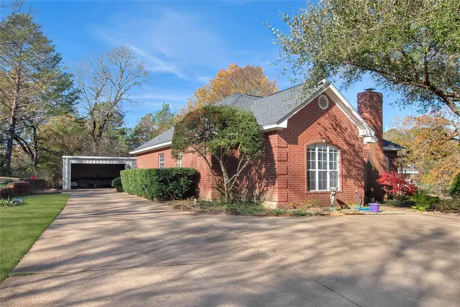 11941 County Road 4107, Lindale, TX 75771