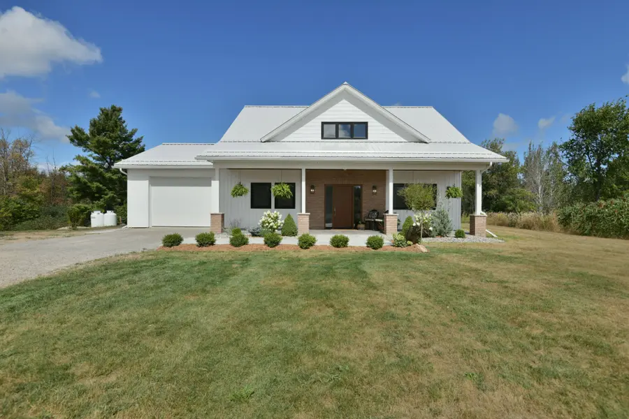 592 Patterson RD, Admaston/bromley, ON K0J 1K0