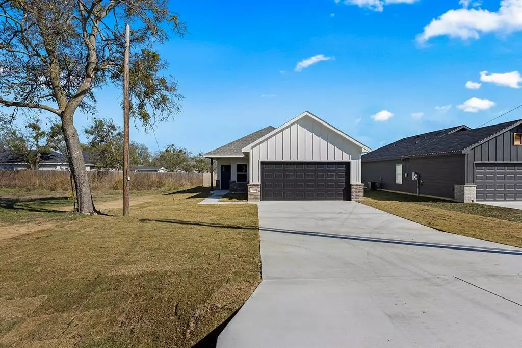 Itasca, TX 76055,301 S Lamar Street