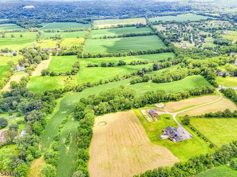 Washington Twp., NJ 07882,8 Roseberry Rd