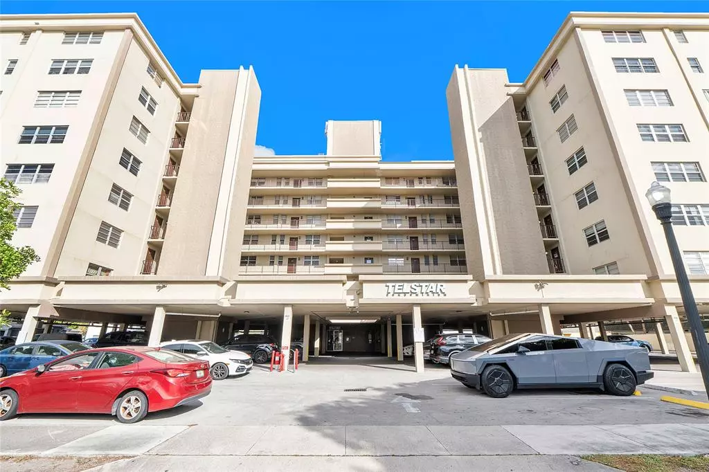 Hollywood, FL 33020,1811 Jefferson St #708