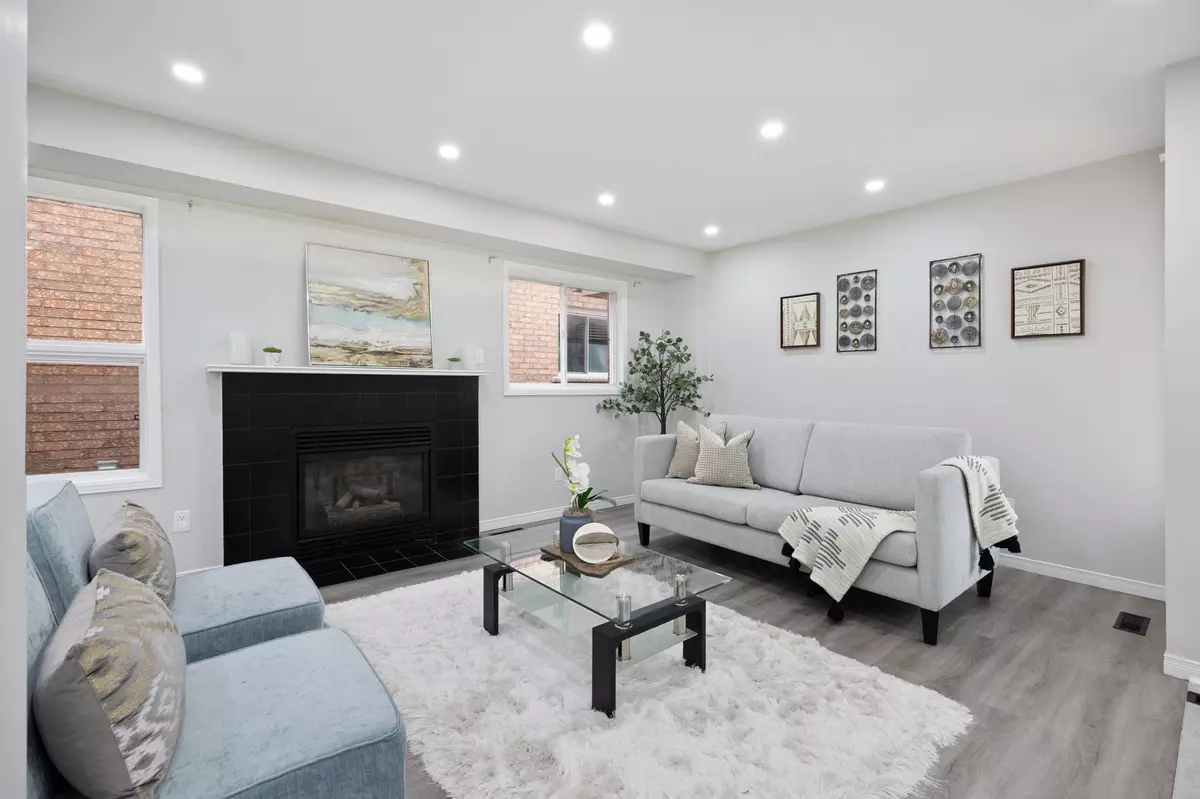 Barrie, ON L4N 7R9,124 Laidlaw DR