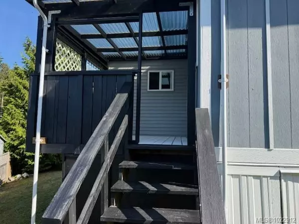 Port Hardy, BC V0N 2P0,5250 Beaver Harbour Rd #74