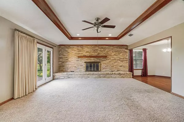 Paris, TX 75460,225 34th Street SE