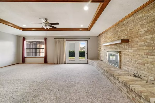 Paris, TX 75460,225 34th Street SE