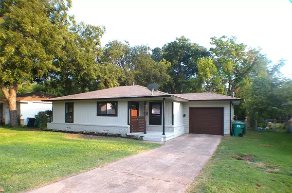 913 Cordell Street,  Denton,  TX 76201