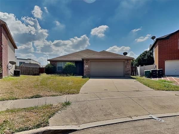 201 Dakota Ridge Drive, Fort Worth, TX 76134