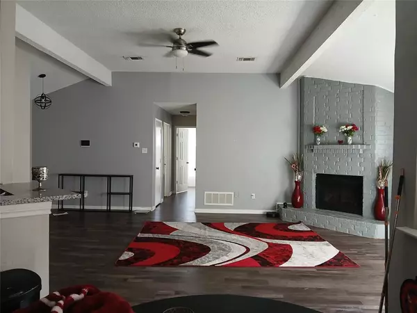 Arlington, TX 76017,5002 Prairieview Court S