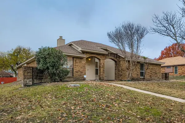 Desoto, TX 75115,943 Aspen Drive