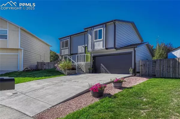 6030 Barnacle CT, Colorado Springs, CO 80918