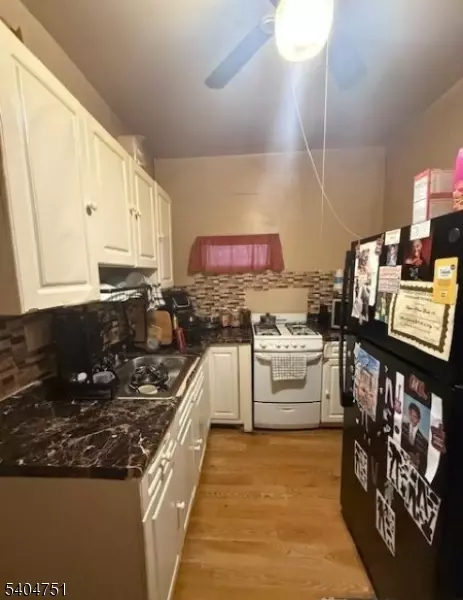 Prospect Park Boro, NJ 07508,286 N 6Th St