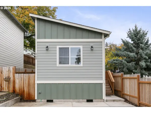 Kalama, WA 98625,569 N 3RD ST