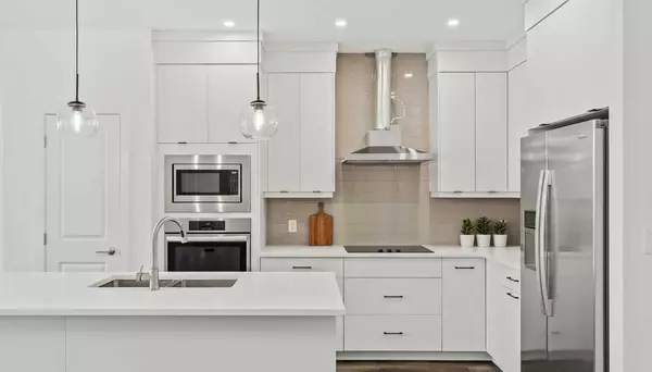 Calgary, AB T3P 2K7,834 Livingston VW NE