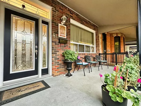 Toronto C01, ON M6J 1N8,81 Argyle ST