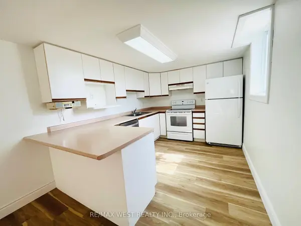 Oshawa, ON L1G 7W2,63 Taylorwood RD #Basement