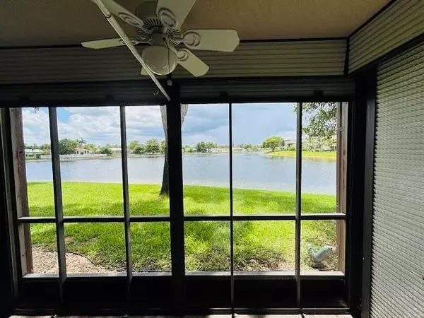 Tamarac, FL 33321,9525 W Mcnab Rd #107