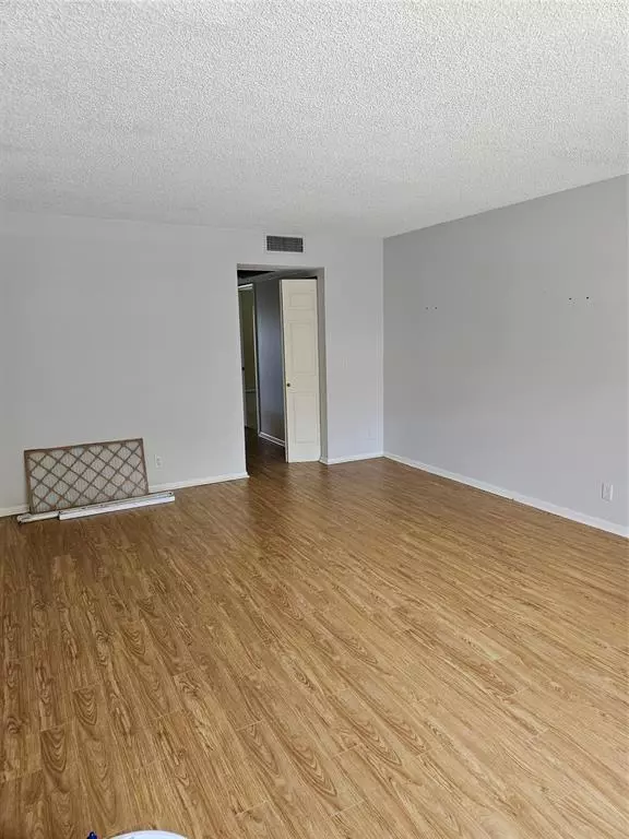 Pembroke Pines, FL 33027,101 SW 132 WAY #218