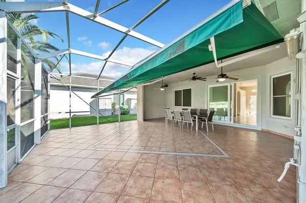 Pembroke Pines, FL 33331,16403 S Segovia Cir