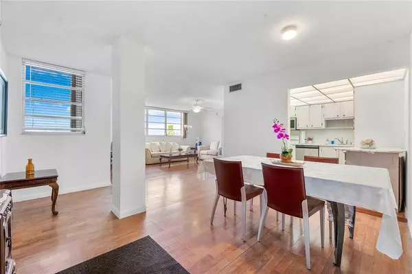 Hollywood, FL 33020,1811 Jefferson St #708