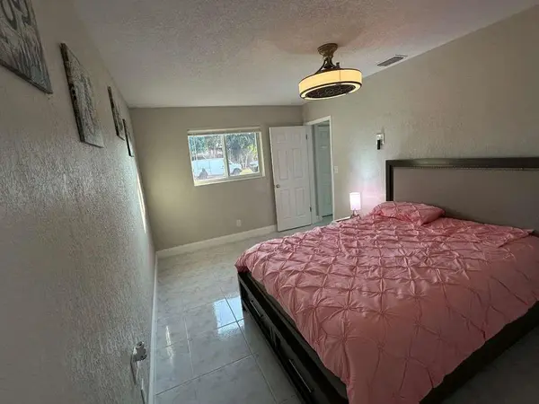 Margate, FL 33068,6327 SW 2nd St