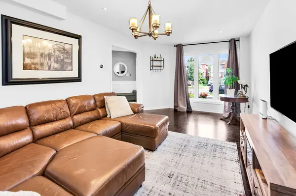 Vaughan, ON L4J 6G1,72 Gayla ST