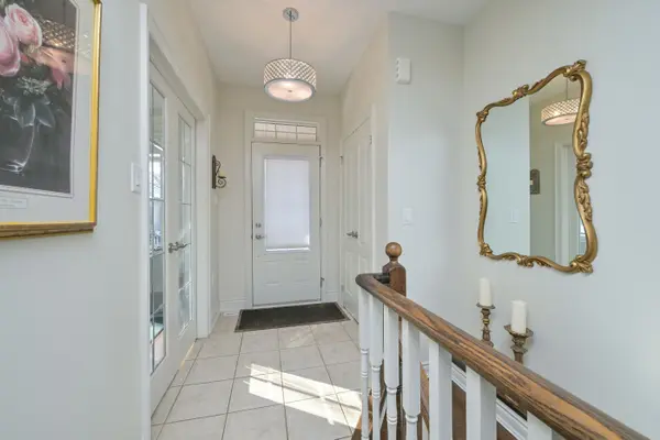 New Tecumseth, ON L9R 0E2,72 Tuscany Grande N/A #13