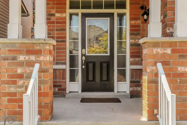 Georgina, ON L4P 0B2,28 Fred Mason ST