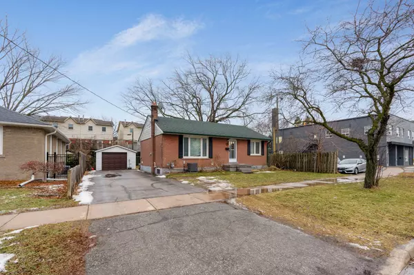 Oakville, ON L6K 1V6,64 Florence DR