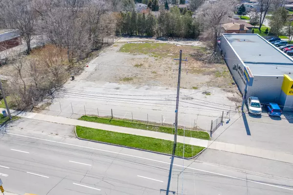 Burlington, ON L7R 3M1,480 Guelph Line