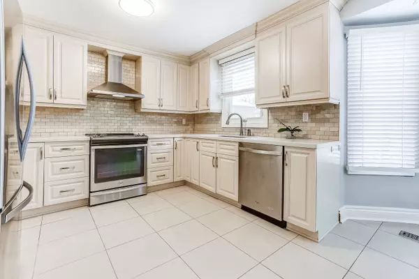 Brampton, ON L6Z 4C5,13 Petworth RD