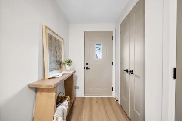 London East, ON N5V 4N5,1990 Wavell ST #39