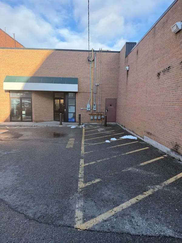 Tillsonburg, ON N4G 3P9,169 Broadway N/A