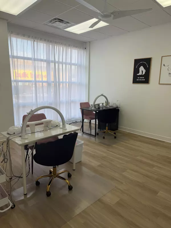 Tillsonburg, ON N4G 3P9,169 Broadway N/A