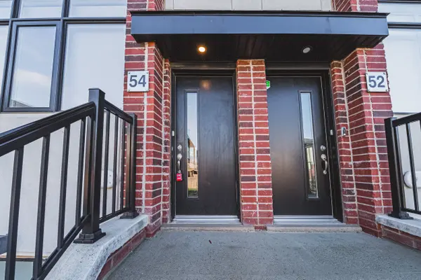 Hamilton, ON L9G 3K9,54 Mulhollard LN