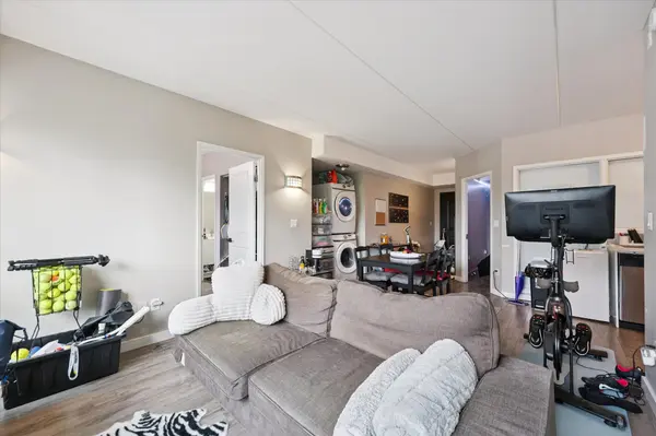 Guelph, ON N1L 0M5,1291 Gordon ST #220