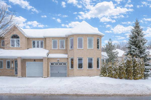 416 Cresthaven DR, Barrhaven, ON K2G 4P4