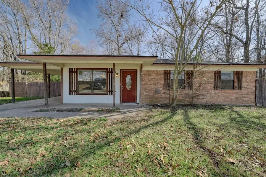 1108 Brad Circle, Lindale, TX 75771