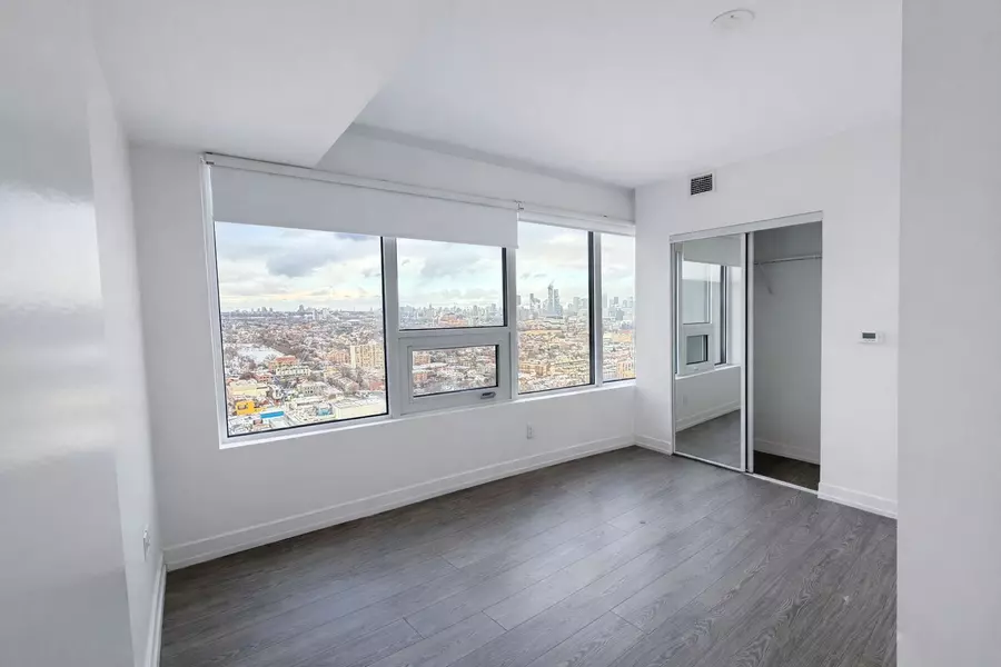 19 Western Battery RD #3219, Toronto C01, ON M6K 3S4