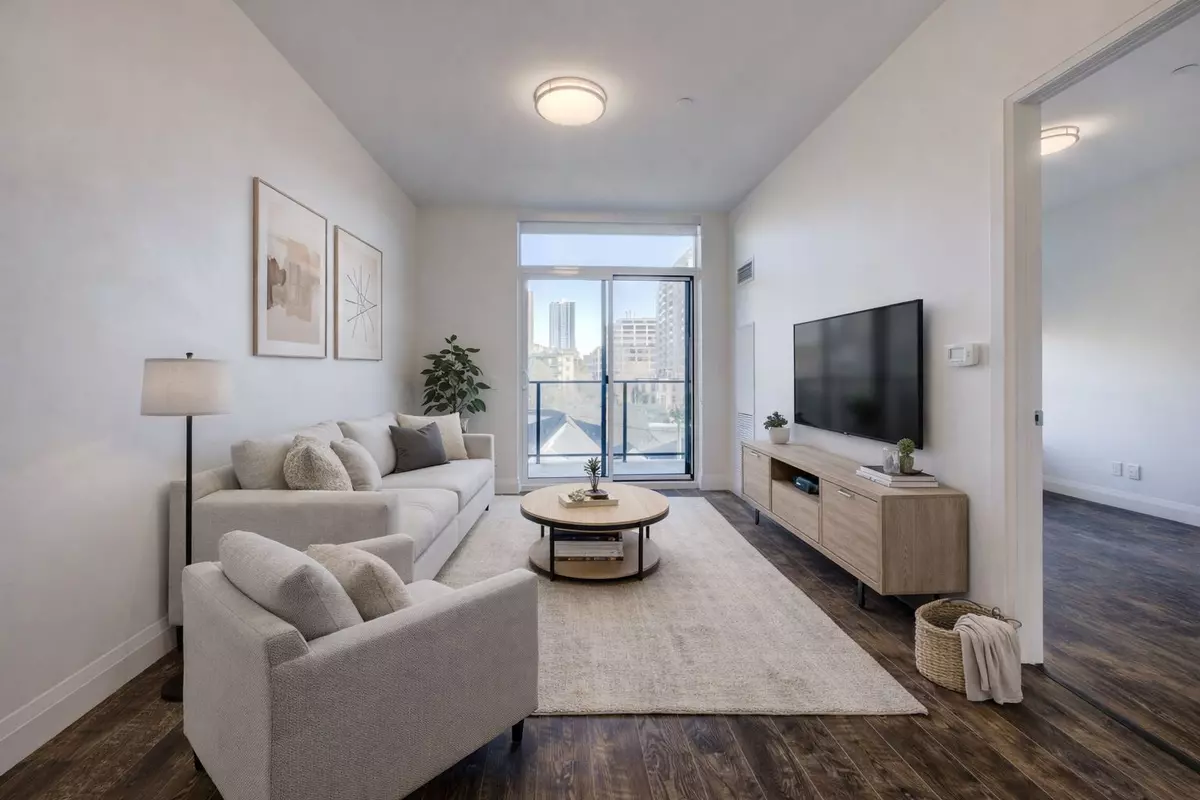 Kitchener, ON N2G 0C4,399 Queen ST S #417