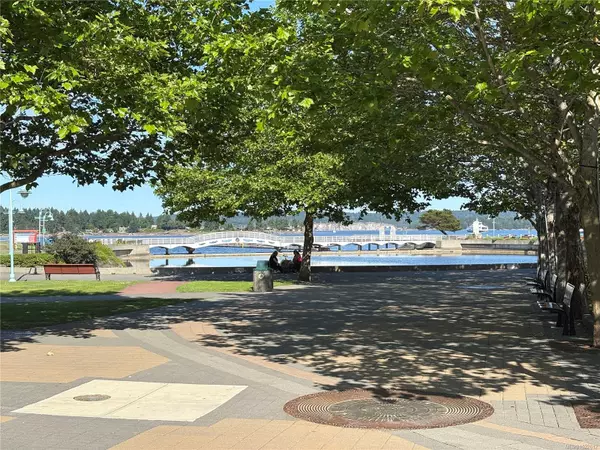 Nanaimo, BC V9R 3H7,55 Comox Rd