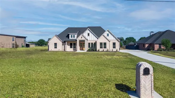 Red Oak, TX 75154,819 Meadow Lark Lane