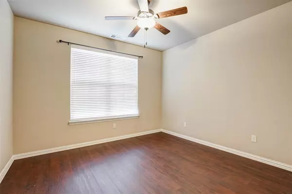 Denton, TX 76207,9601 Ravenwood Drive