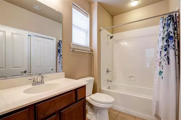 Denton, TX 76207,9601 Ravenwood Drive