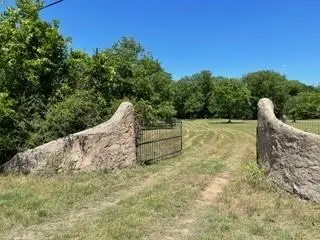 16824 Wortham Bend Road, China Spring, TX 76633