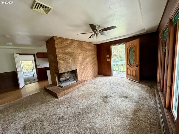 188 ROBIN ST, Roseburg, OR 97470