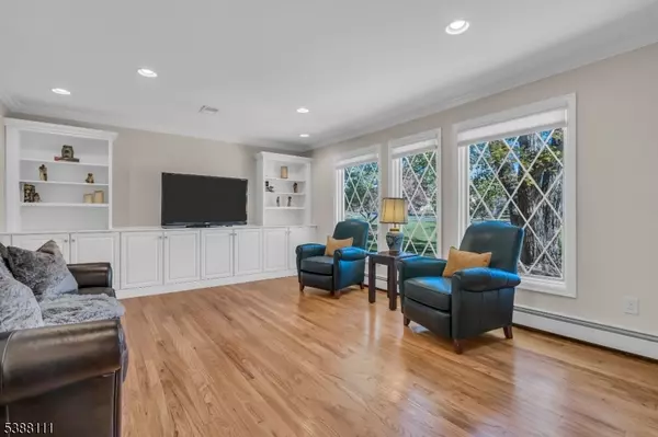 Branchburg Twp., NJ 08853,1053 Hillcrest Dr