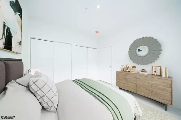 Fair Lawn Boro, NJ 07410,12-01 River Rd #205