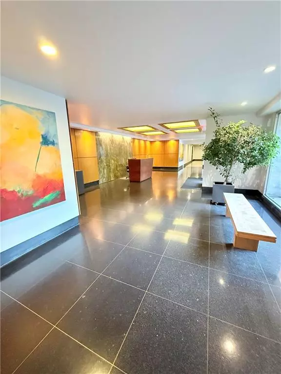 9511 Shore RD #617, Brooklyn, NY 11209