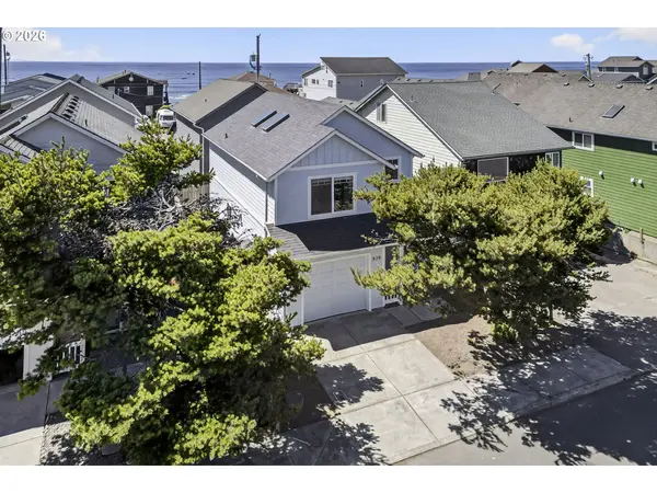 929 NW SPRING ST, Newport, OR 97365